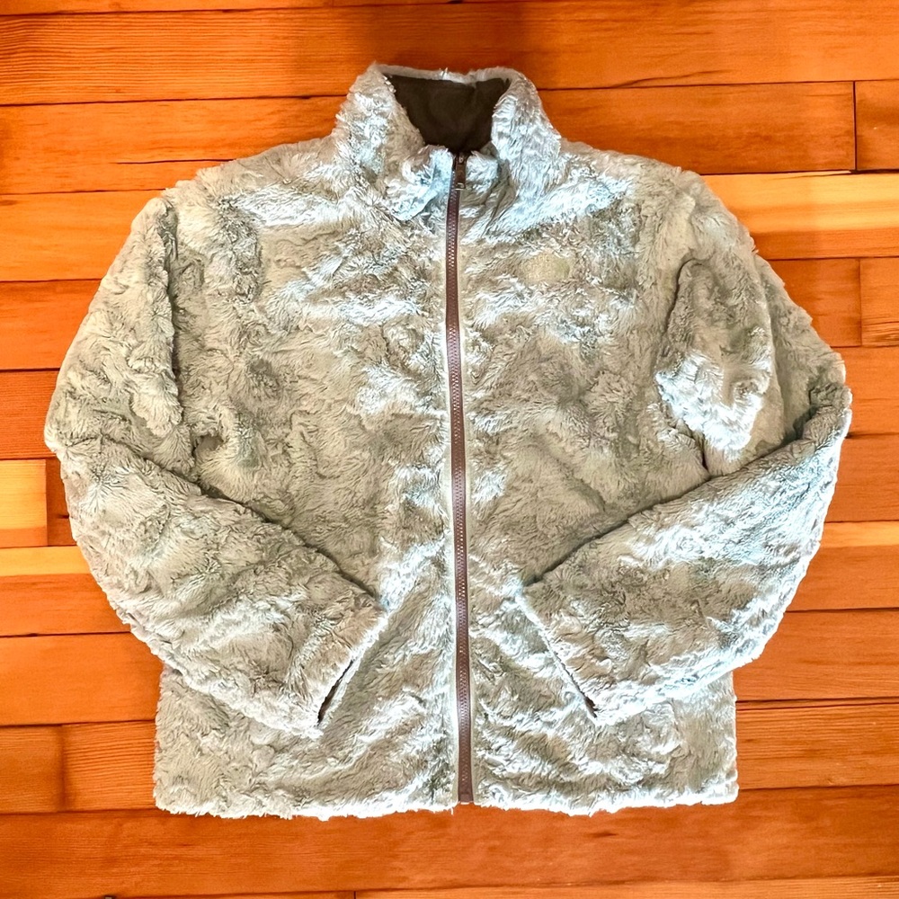 The North Face Mossbud Girls reversible jacket size XL